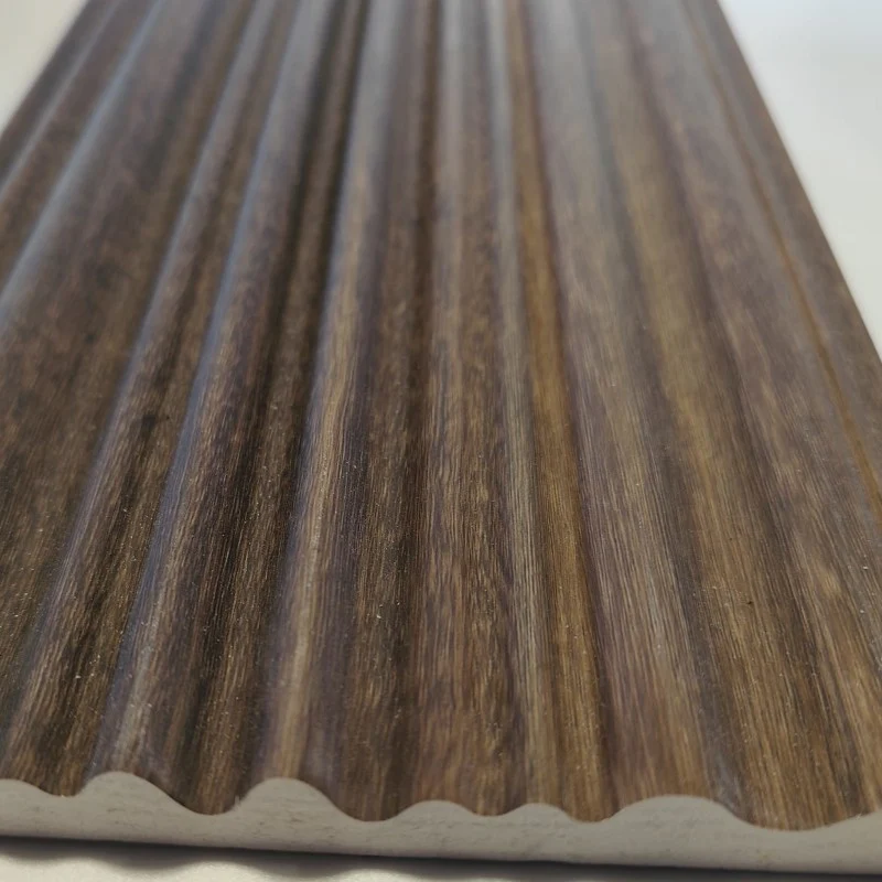 Moove Urban Classic di Deco - Ruyi Walnut - Rivestimenti e Boiserie in legno e tecnopolimeri - Image 4
