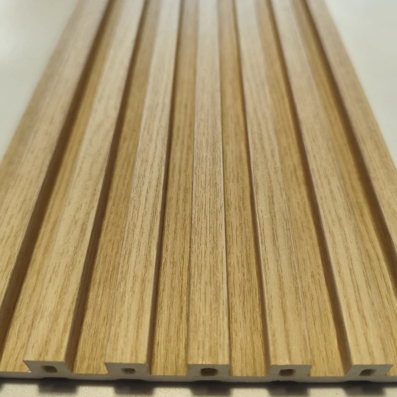 Moove Urban Classic di Deco - Tower Cedar - Rivestimenti e Boiserie in legno e tecnopolimeri - Image 4