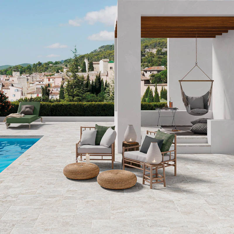 Occitanie Grey Modulare Antiscivolo R11 - Pavimento Multiformato in Gres Effetto Pietra