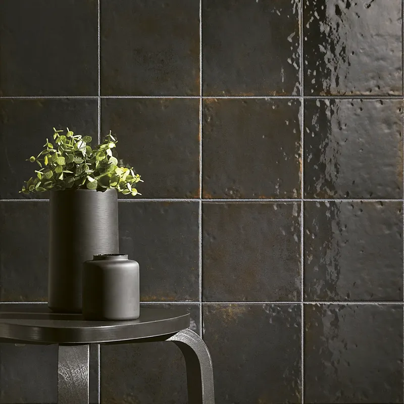 Oxida Square Black -  Rivestimento In Gres Porcellanato Lucido 16,5x16,5