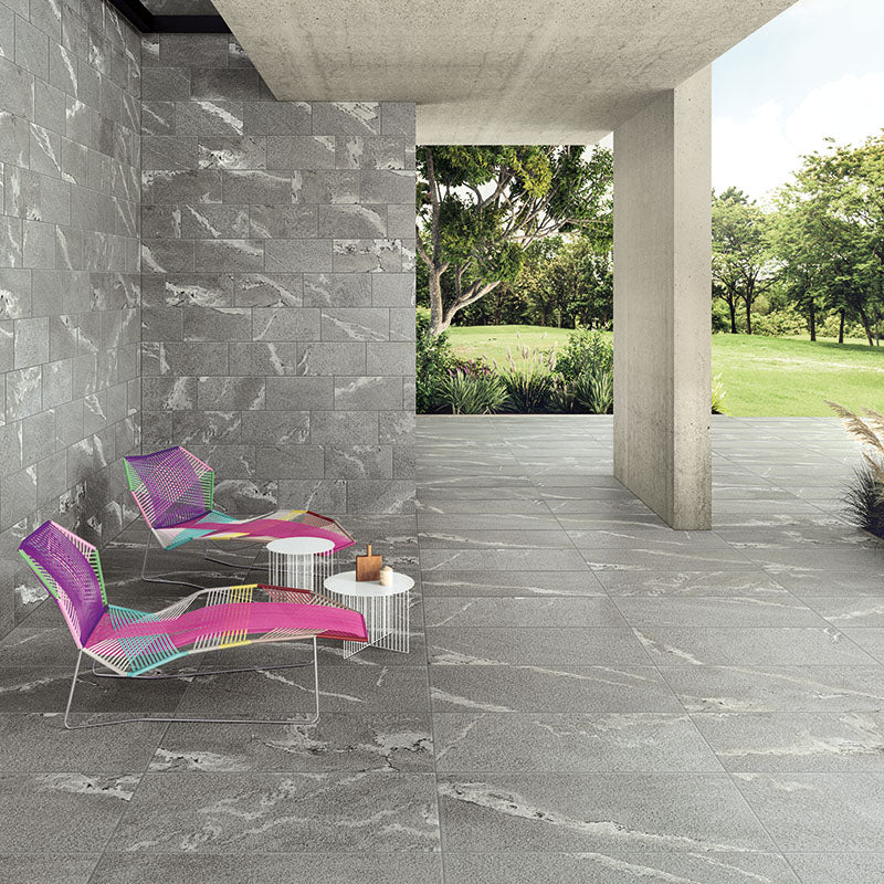 Percorsi Frame Gneiss Grey R10 - Gres Porcellanato effetto pietra 60x120 Rettificato