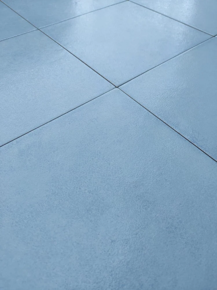 Vietri Azzurro R11 - Gres Porcellanato per esterno 22x22 antiscivolo - Image 5