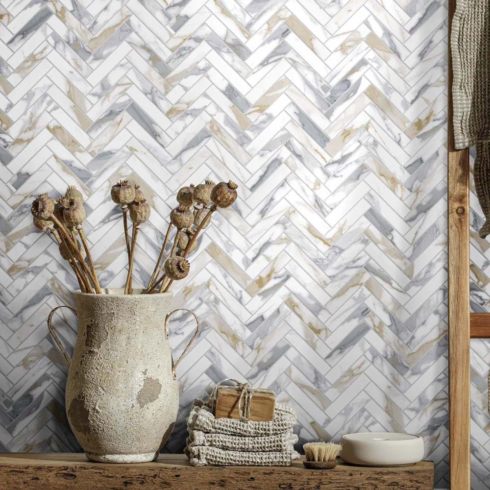Prestige Herring Bones Calacatta Gold Mix - Mosaico Spina di pesce su rete effetto marmo